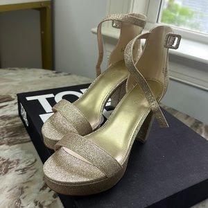 Beautiful birthday special occasion women’s heel